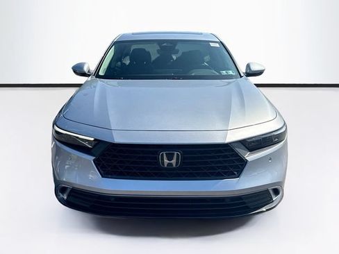 Used 2025 Honda Accord EX-L image 2