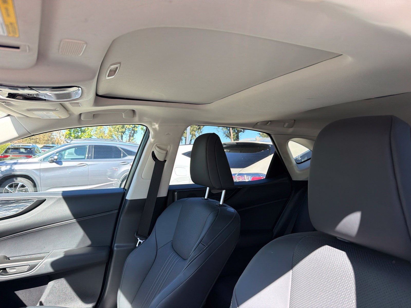 Used 2026 Lexus NX 350h AWD w/ Accessory Package (2T) image 8