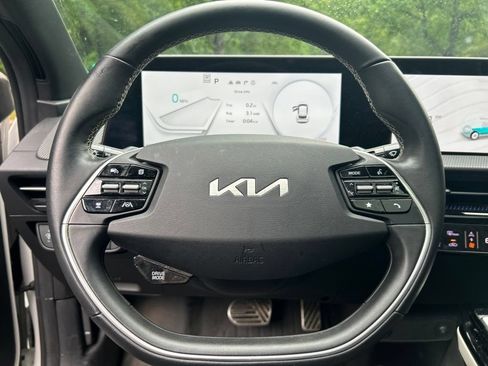 Used 2023 Kia EV6 GT-Line w/ GT-Line Suede Seat Package RWD image 8