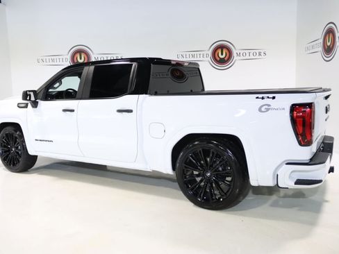 Used 2025 GMC Sierra 1500 Pro w/ Graphite Edition image 3