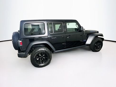 Used 2023 Jeep Wrangler Unlimited w/ Convenience Group AWD/4WD image 10