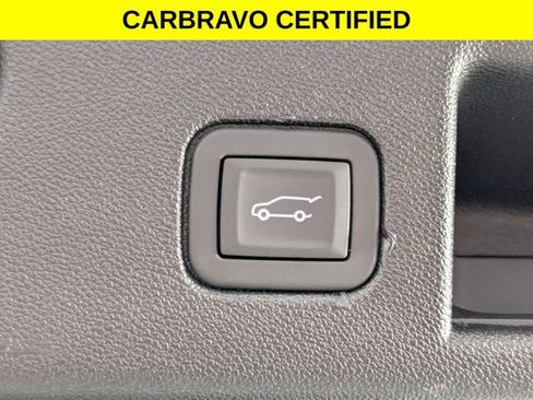 Certified 2018 Chevrolet Equinox Premier FWD image 33