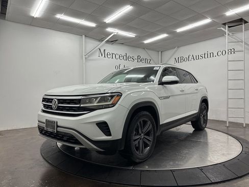 Used 2021 Volkswagen Atlas Cross Sport SE AWD/4WD image 3