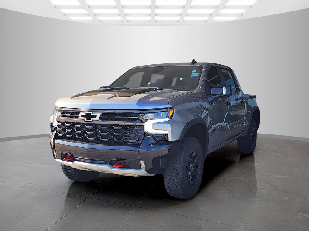Used 2023 Chevrolet Silverado 1500 ZR2 w/ Technology Package AWD/4WD image 9