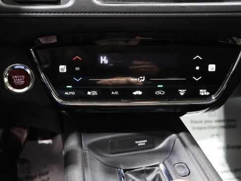 Used 2018 Honda HR-V EX image 27