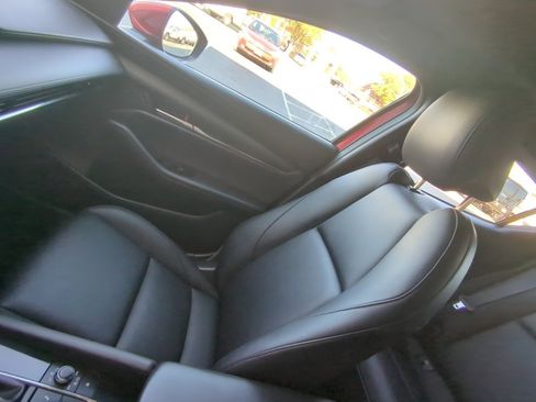 Used 2023 MAZDA MAZDA3 s image 18