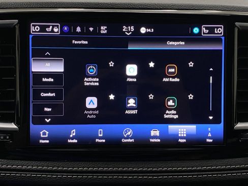 Used 2025 Chrysler Pacifica Limited FWD image 23