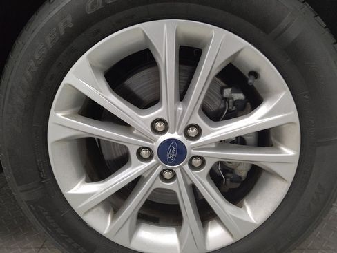 Used 2019 Ford Escape SE AWD/4WD image 31