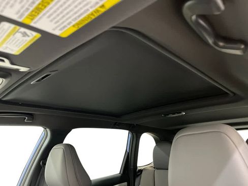 Certified 2025 Subaru Forester Limited image 21