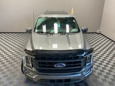 Used 2022 Ford F150 Lariat w/ Equipment Group 502A High AWD/4WD image 5