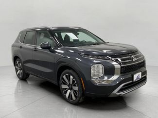 New 2026 Mitsubishi Outlander SEL video 1