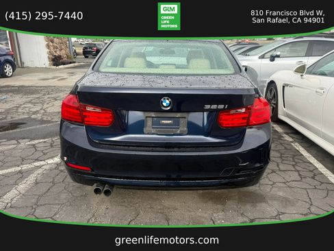 Used 2012 BMW 328i Sedan RWD image 4