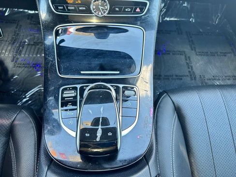 Used 2017 Mercedes-Benz E 300 4MATIC image 24