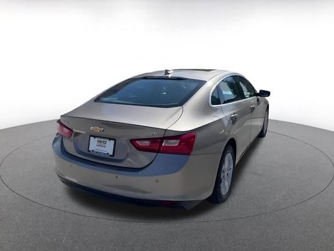 Used 2024 Chevrolet Malibu LT image 14