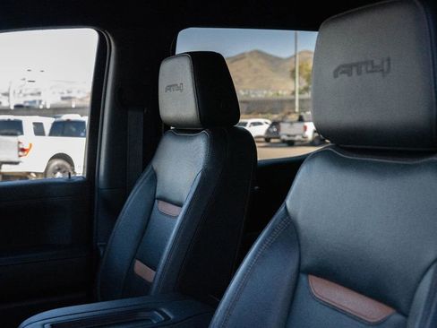Used 2020 GMC Sierra 1500 AT4 image 21