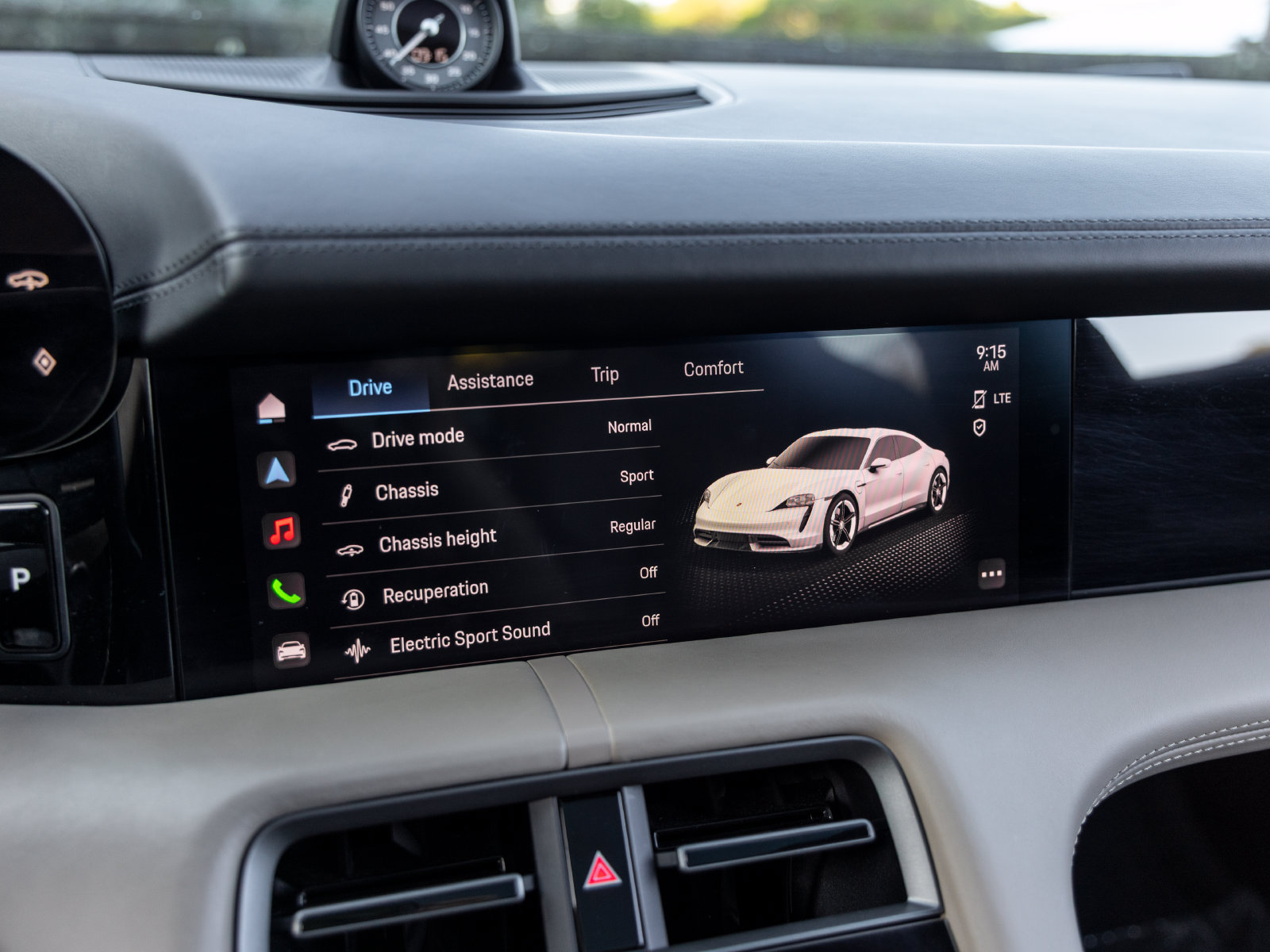 Certified 2021 Porsche Taycan Turbo S AWD/4WD image 39