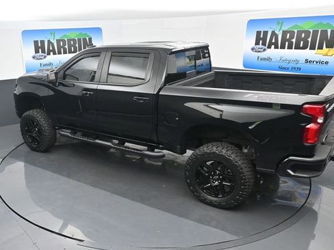 Used 2025 Chevrolet Silverado 1500 LT Trail Boss w/ LT Trail Boss Premium Package AWD/4WD image 23