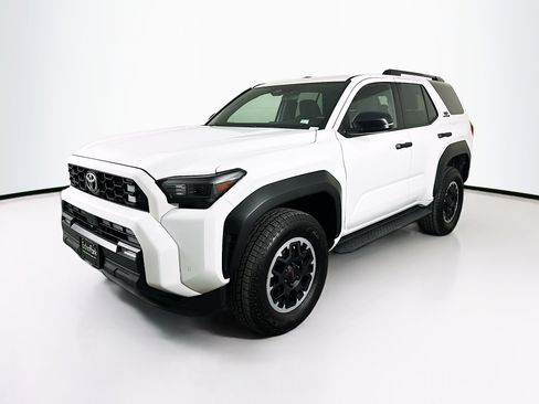Used 2025 Toyota 4Runner TRD Off-Road image 3