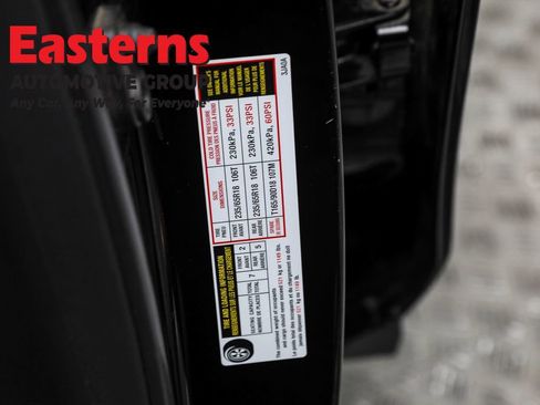 Used 2019 Nissan Pathfinder SV image 35