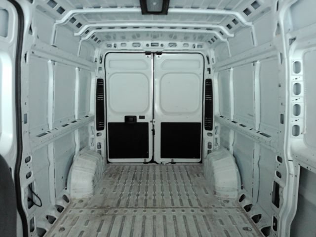 Used 2025 RAM ProMaster 2500 w/ Convenience Group FWD image 9