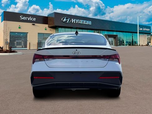 New 2026 Hyundai Elantra Sport image 6