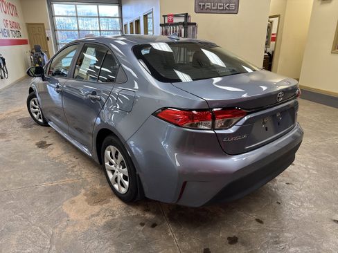 Used 2024 Toyota Corolla LE image 7