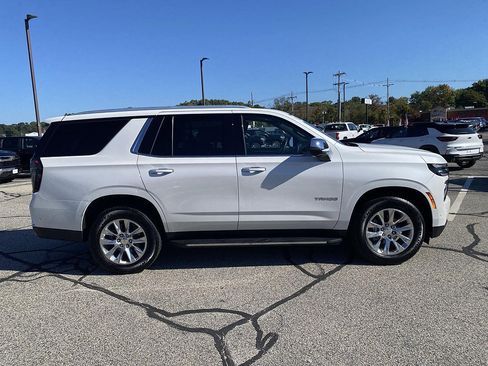 Used 2025 Chevrolet Tahoe Premier AWD/4WD image 8