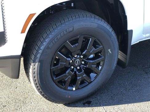 New 2026 Nissan Frontier SV w/ SV Convenience Package AWD/4WD image 10