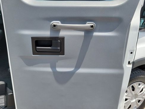 Certified 2017 Ford Transit 350 XLT RWD image 14