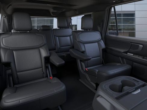 New 2026 Ford Expedition Max Platinum w/ Stealth Appearance Package AWD/4WD image 12