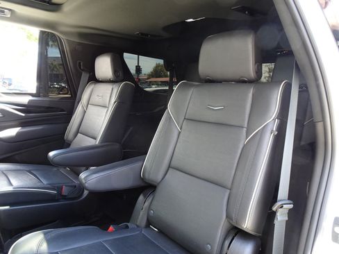 Used 2021 Cadillac Escalade Sport w/ Driver Assist Tech Package AWD/4WD image 16