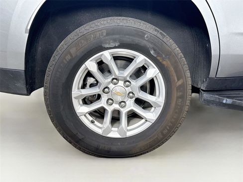 Used 2025 Chevrolet Tahoe LT AWD/4WD image 29