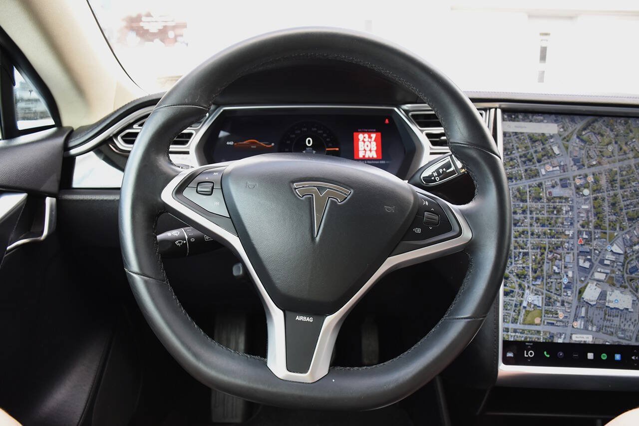 Used 2013 Tesla Model S RWD image 22