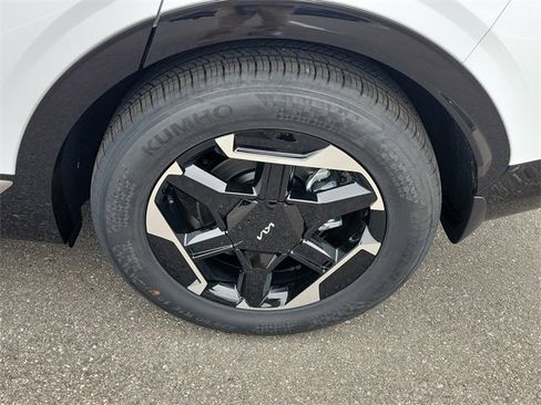 New 2026 Kia Sportage SX image 40