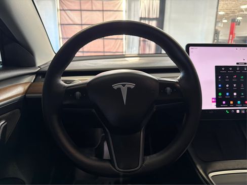 Used 2022 Tesla Model 3 Long Range AWD/4WD image 21