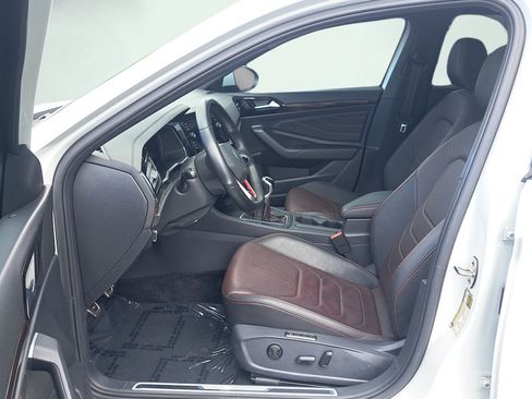 Used 2023 Volkswagen Jetta GLI Autobahn FWD image 10