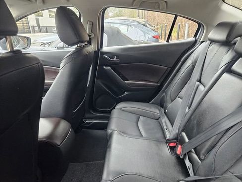 Used 2017 MAZDA MAZDA3 Grand Touring w/ Premium Equipment Package image 10