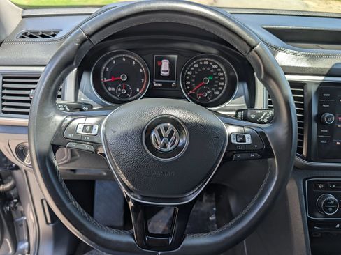 Used 2018 Volkswagen Atlas SE FWD image 18