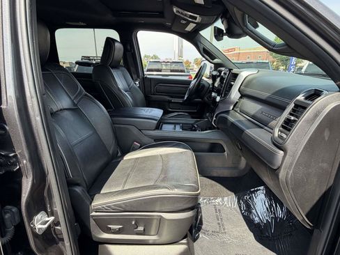 Used 2019 RAM 2500 Limited AWD/4WD image 32