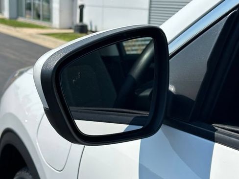 Used 2021 Ford Escape SE FWD image 12