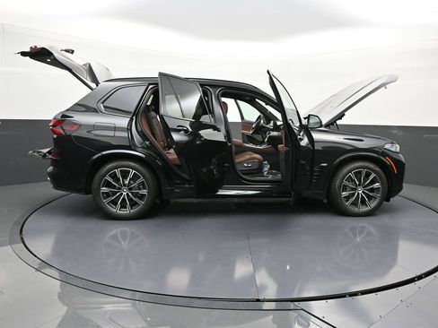 New 2026 BMW X5 xDrive50e w/ M Sport Package image 48