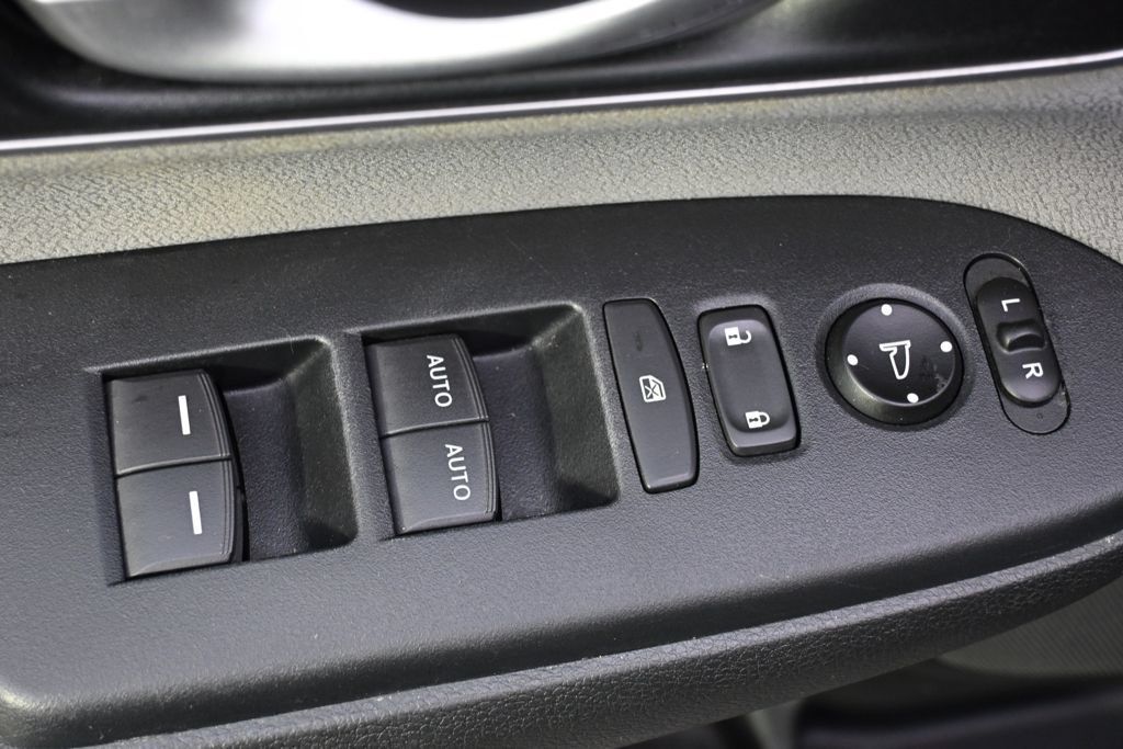 Used 2019 Honda CR-V EX image 20