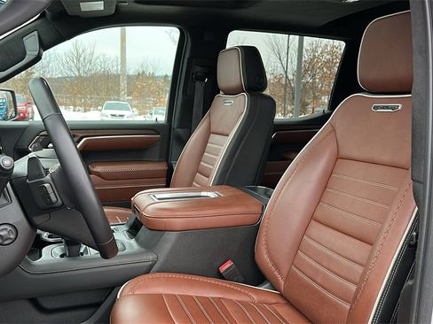 Used 2022 GMC Sierra 1500 Denali Ultimate image 11