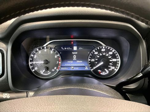 Used 2024 Nissan Titan Platinum Reserve w/ Moonroof Package AWD/4WD image 14