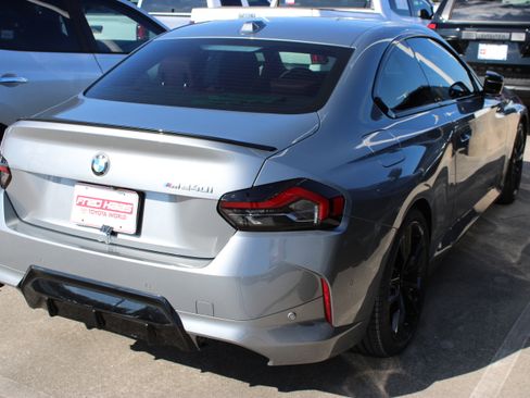 Used 2025 BMW M240i Coupe RWD image 10