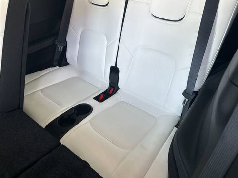 Used 2023 Tesla Model Y Long Range AWD/4WD image 15