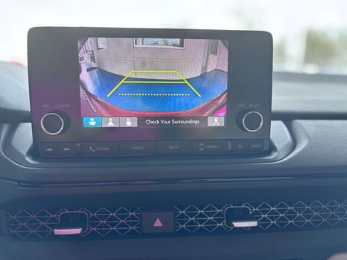 Certified 2023 Honda Accord EX image 24