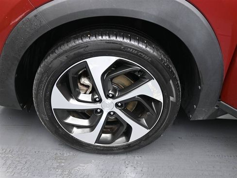 Used 2018 Hyundai Tucson Value w/ Cargo Package FWD image 17