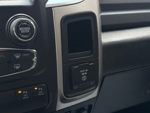 Used 2018 RAM 1500 Big Horn image 38