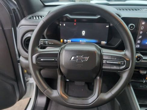 Used 2024 Chevrolet Colorado Trail Boss AWD/4WD image 11